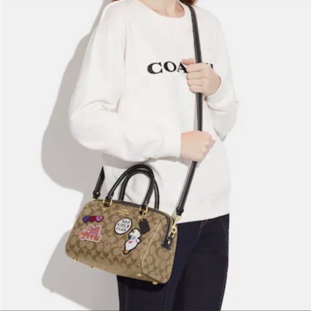 Disney X Coach Rowan Satchel In Signature
Canvas With Patches New Coach - Picture 7 of 15